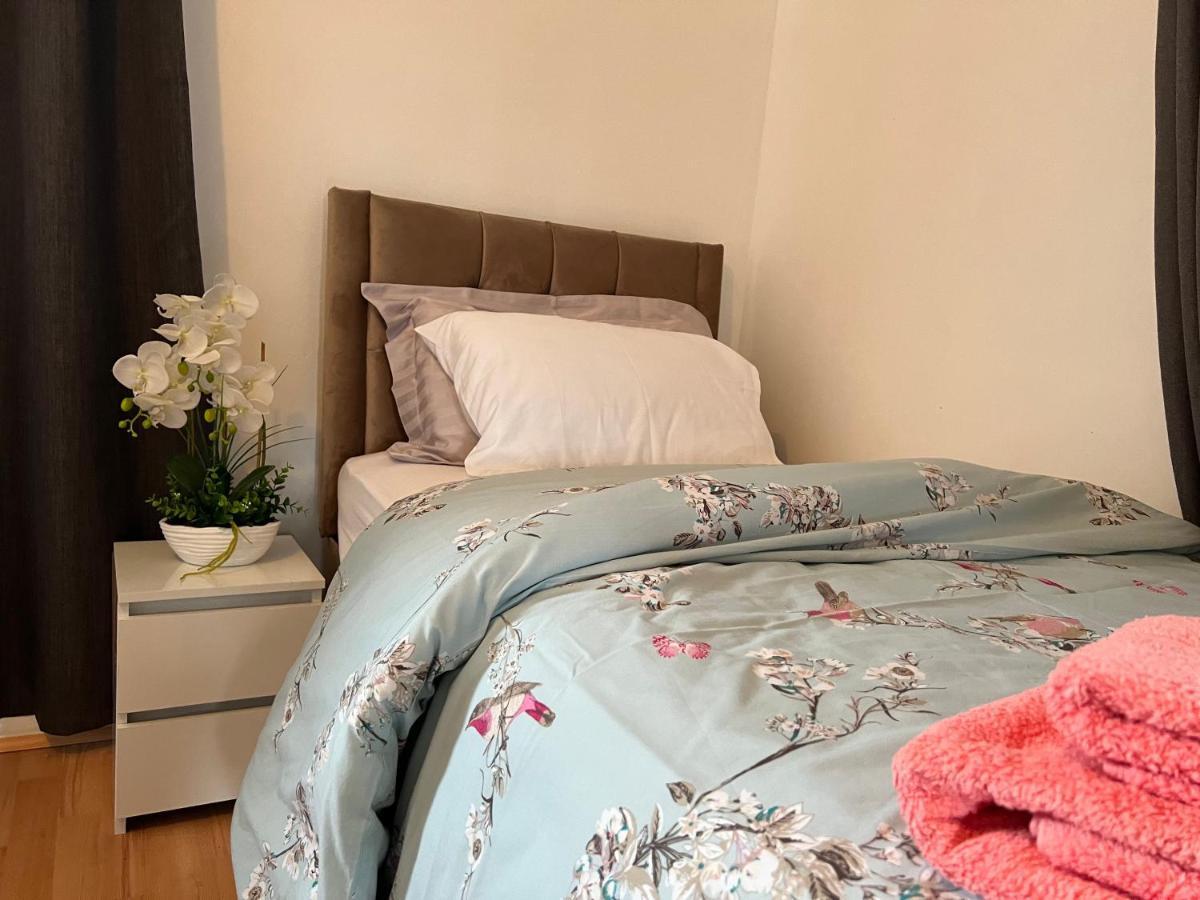 Park View Serviced Apartment - Next To Northolt Tube Station - Near Central London & Wembley المظهر الخارجي الصورة